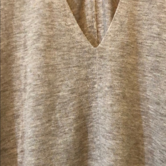 New Vince wool v-neck center seam pullover sweater - Picture 4 of 11